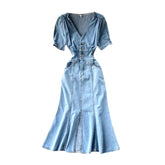 Vestido vaquero elegante con escote en V para mujer